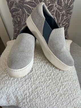 Vince Light Gray Knit Slip-On Sneakers